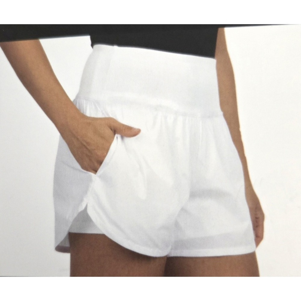 Spyder Active Women's High Rise Shorts White Pull On XL NWT